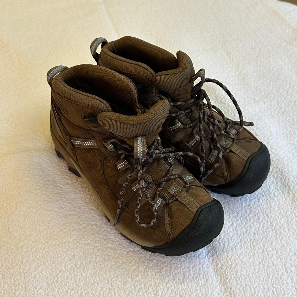 Keen Targhee II Waterproof Hiking Shoes